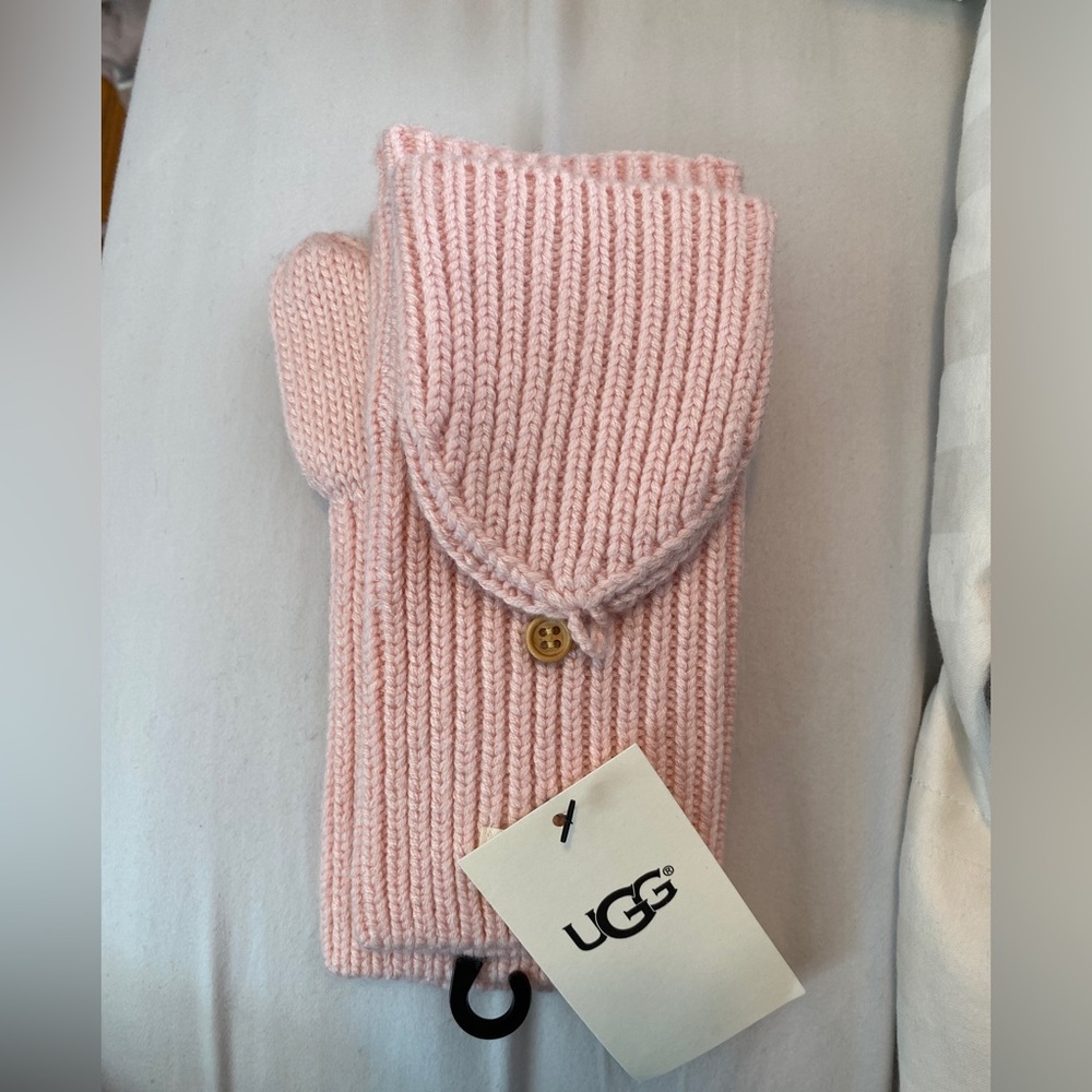 UGG Cozy Ribbed Knit Flip Mittens NWT
